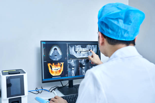 Best Cracked Tooth Emergency Dentist  in Mckenzie, TN